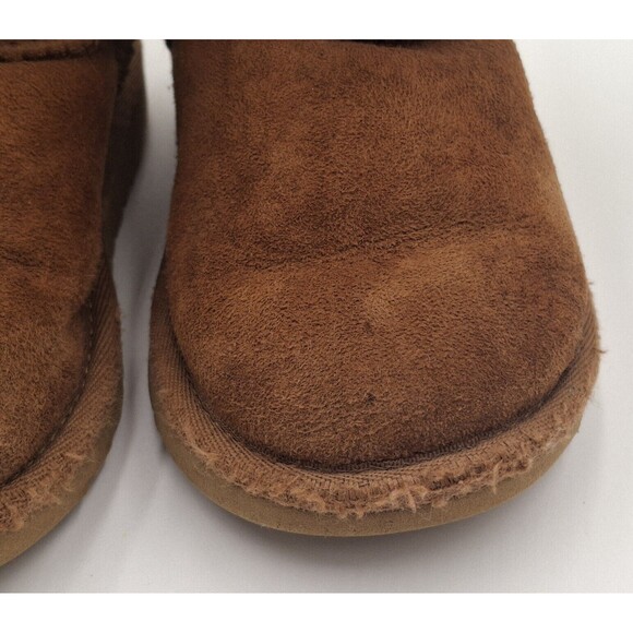 UGG Bailey Button Size 9 Kids Brown Fashion Boots Fall Winter Kids Shoes Issues - Picture 4 of 15